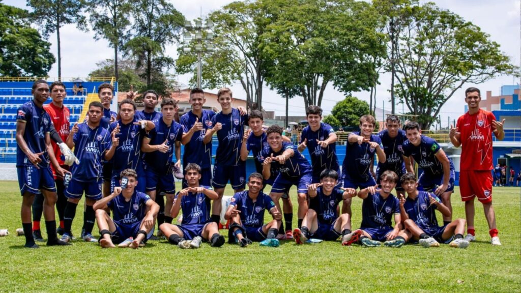 Com gols de Philip e Thomas, Hyper derrota rival no clássico valinhense e avança de fase na Paulista Cup